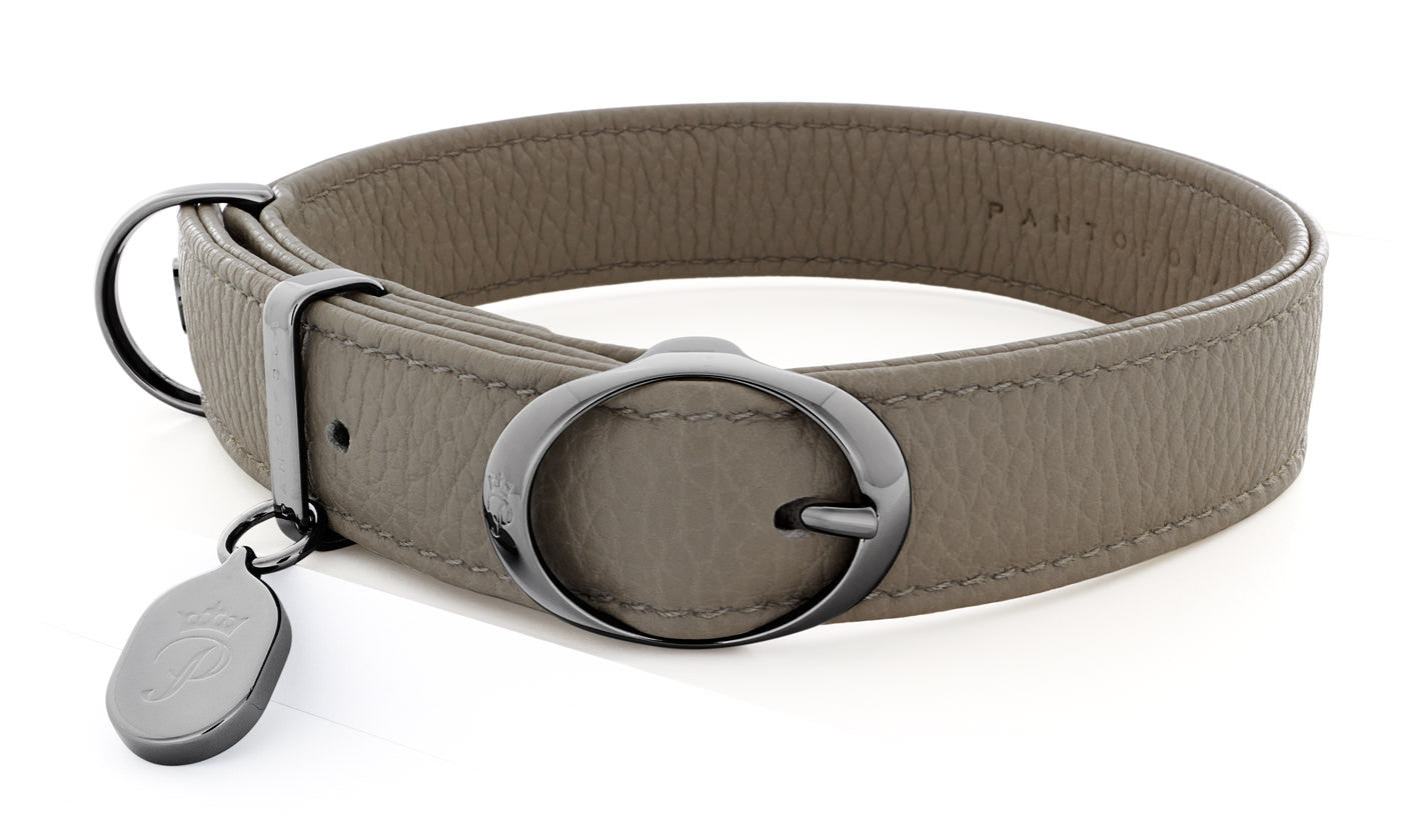 Pantofola Italian luxury leather dog collar in Luna, Medium